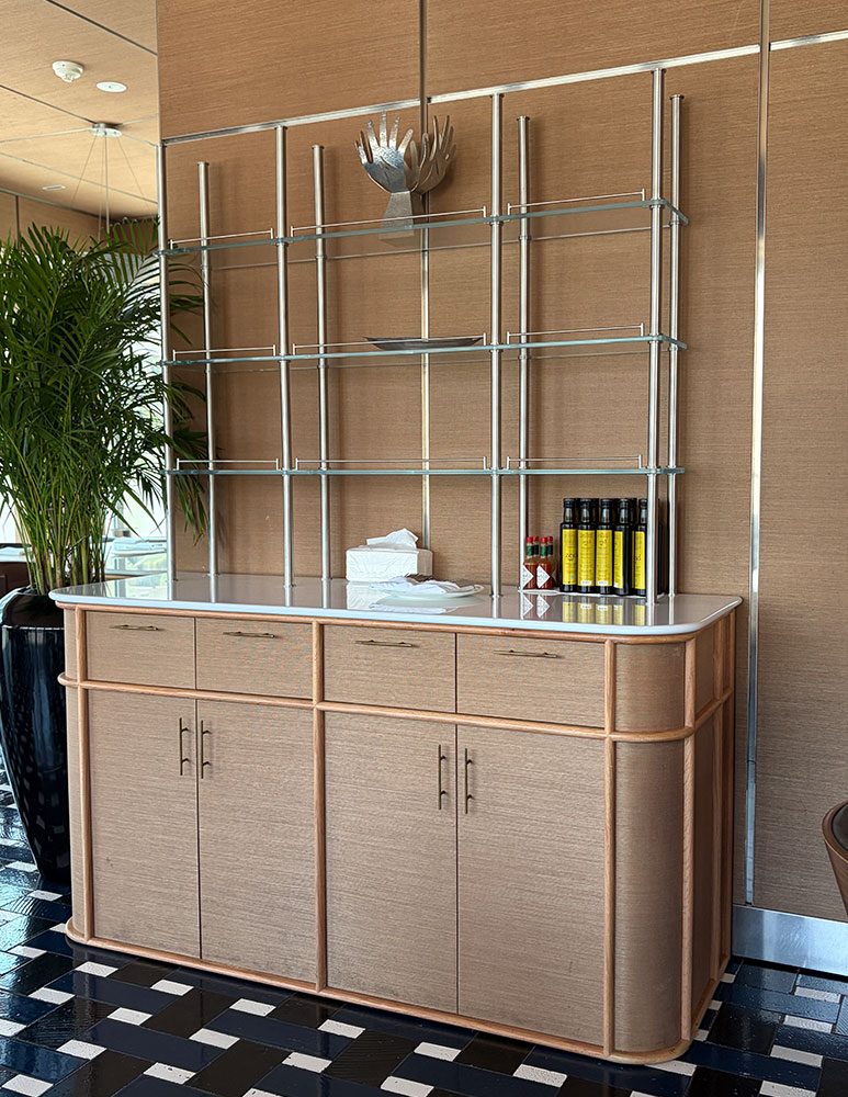https://leatherzone.ae/wp-content/uploads/2026/06/furniture3.jpg